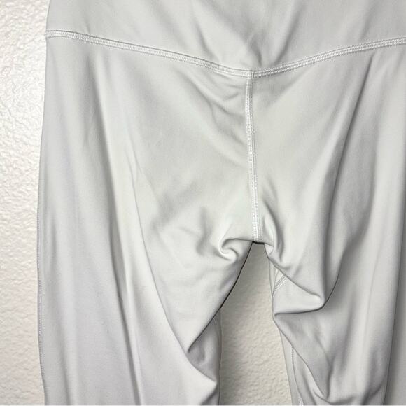 Lululemon Align High-Rise Lined Crop 23" Women's Size 6 in color Bone #W6BGLS - Picture 13 of 16